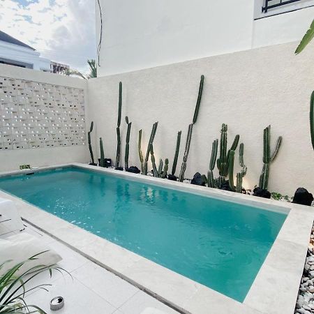 Escotel Tempekan Guest House Canggu Extérieur photo